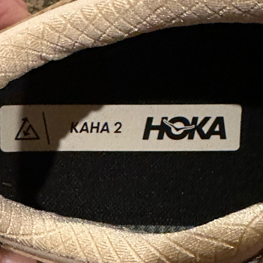 HOKA unisex KAHA 2 LOW GTX Gore-Tex Shifting Sand Eggnog Shoe - Picture 15 of 16